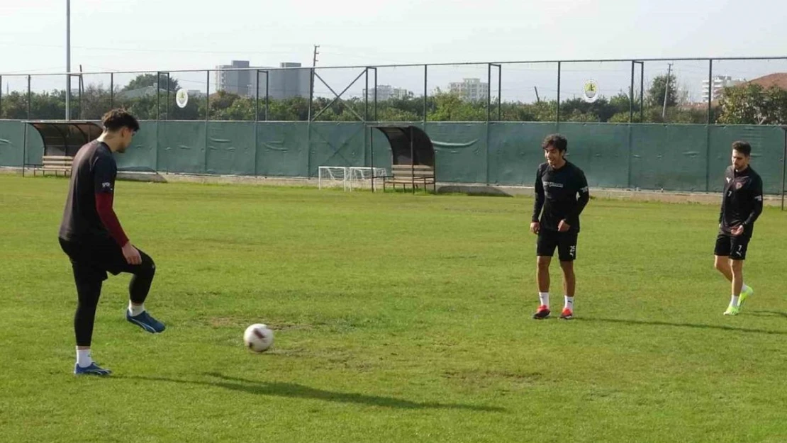 Depremin üzerinden bir yıl geçti: Hataysporlu futbolcular o günleri unutamıyor