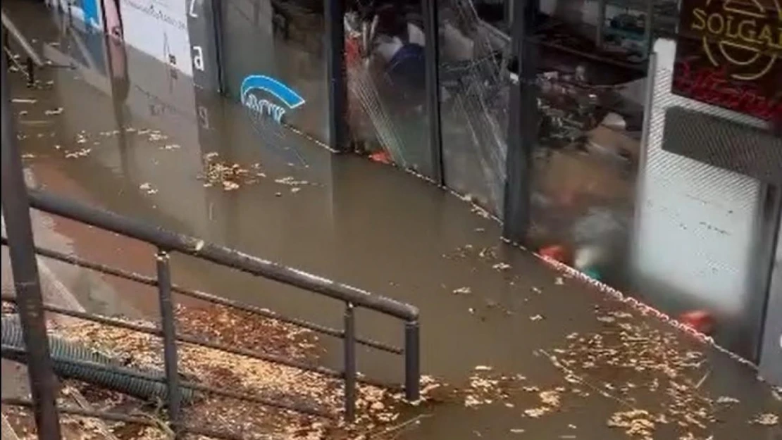 Didim'i şiddetli yağış vurdu