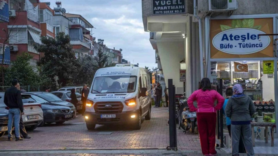 Dinlenmek için geçtiği odasında ailesi tarafından cansız bedeni bulundu