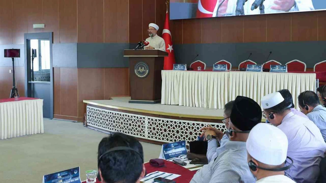 Diyanet İşleri Başkanı Erbaş: 'Müslümanlar aralarındaki dostluğu, dayanışmayı, muhabbeti ve iş birliğini güçlendirmelidir'