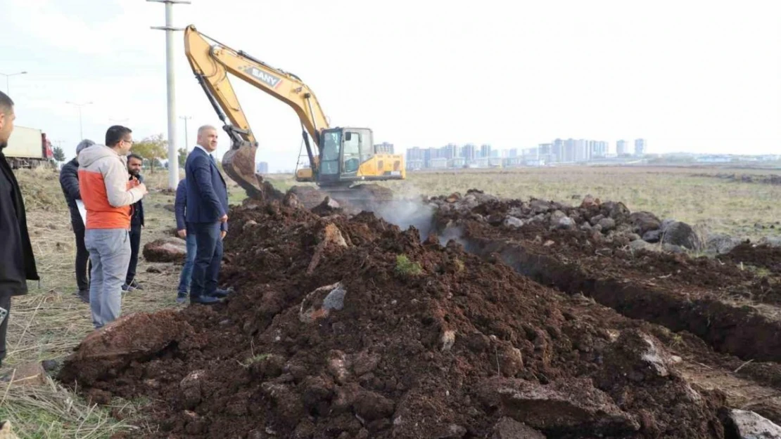 Diyarbakır'da yeni yerleşim alanlarında içmesuyu ve kanalizasyon çalışması