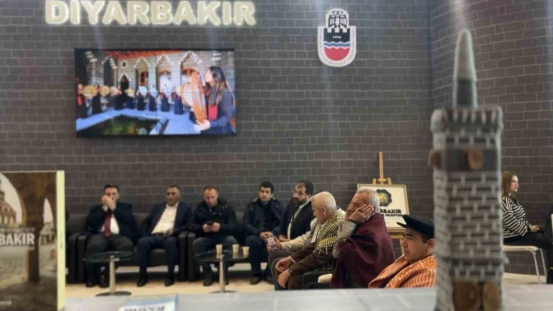 Diyarbakır dengbejlerinin sesi İstanbul'da yankılandı