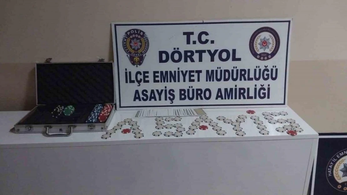 Dörtyol'da iş yerinde kumar oynayan şahıslara 38 bin 550 lira idari para cezası uygulandı