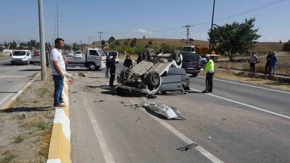 Düğün konvoyunda kaza biri ağır 5 yaralı