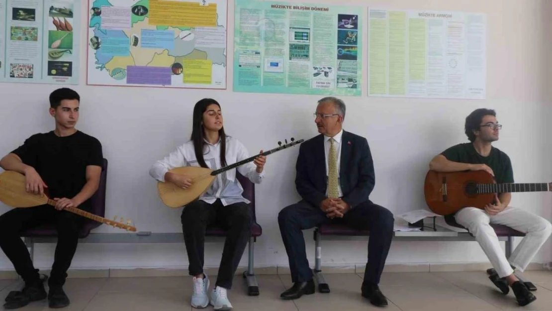 EBYÜ Eğitim Fakültesi Güzel Sanatlar Eğitimi özel yetenek sınavları yapıldı