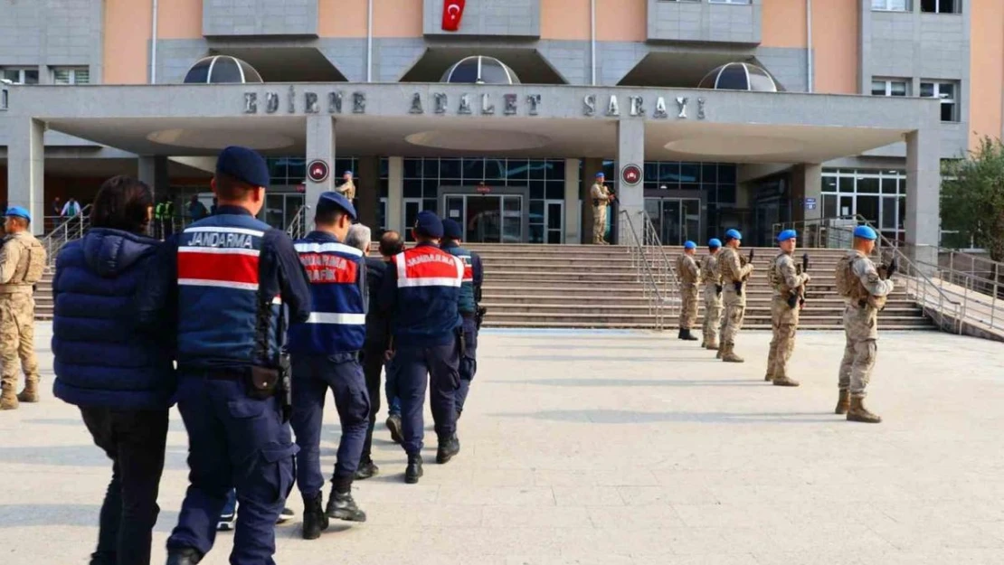 Edirne'de jandarma 2023'te aranan 2 bin 785 kişiyi yakaladı