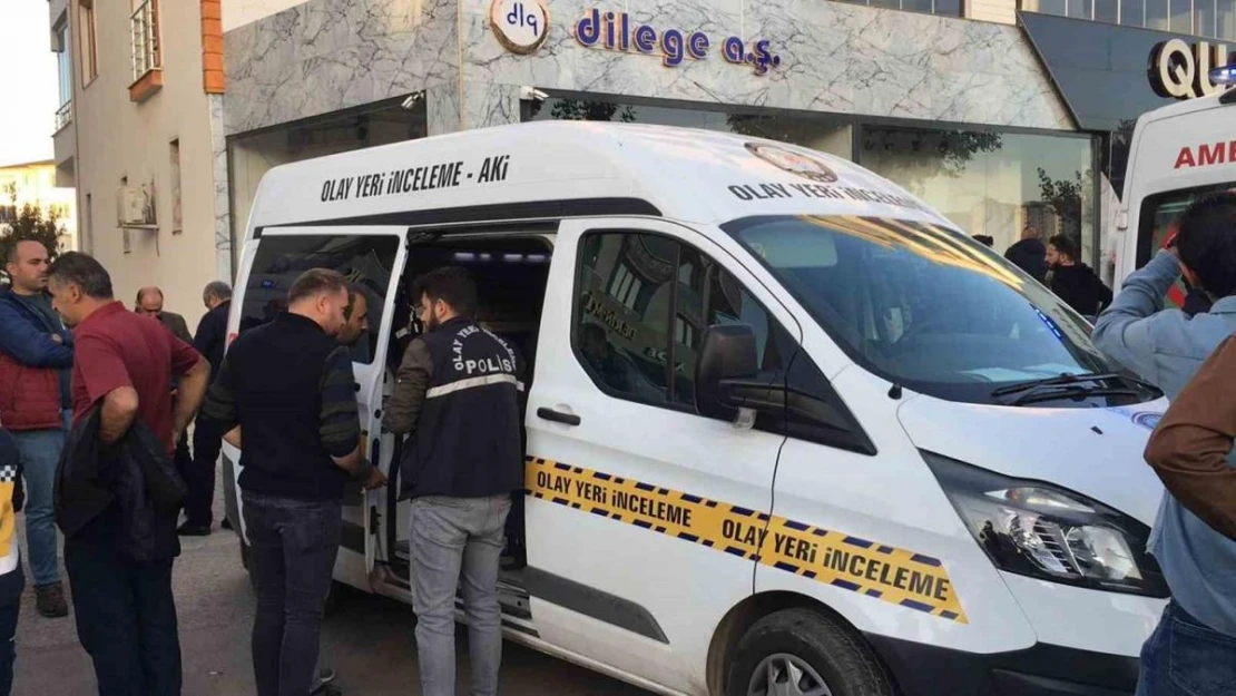 Elazığ'da 3 kişinin öldüğü kavgaya ilişkin dava ertelendi