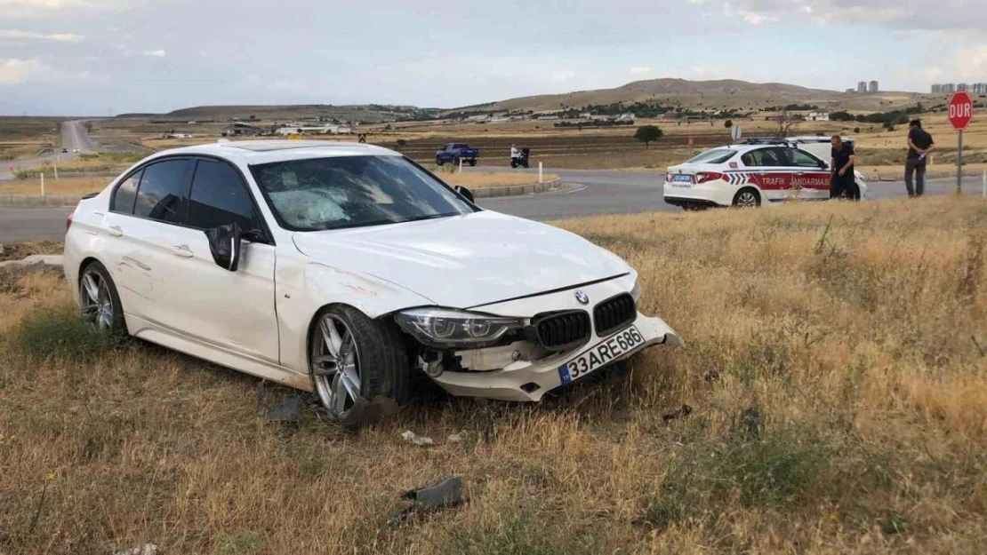 Elazığ'da aynı yerde yarım saat arayla ikinci kaza:  4 yaralı