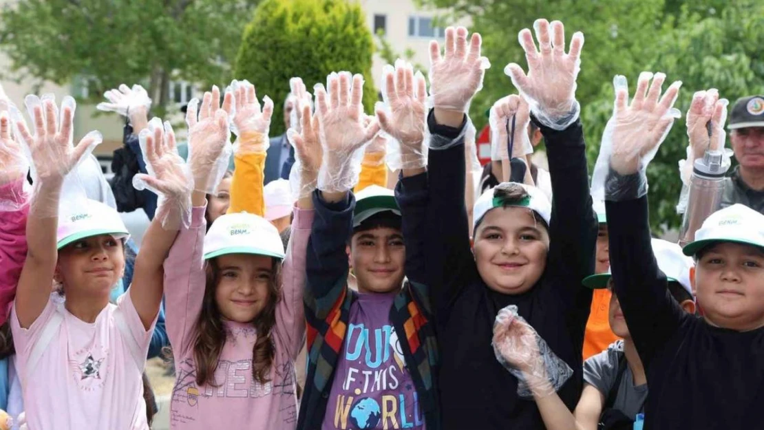 Elazığ'da orman yangınlarıyla mücadele için 'Orman Benim' kampanyası başlatıldı