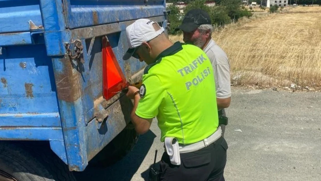 Elazığ'da tarım araçları denetlendi