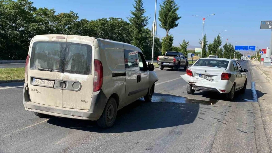 Elazığ'da trafik kazası: 1 yaralı