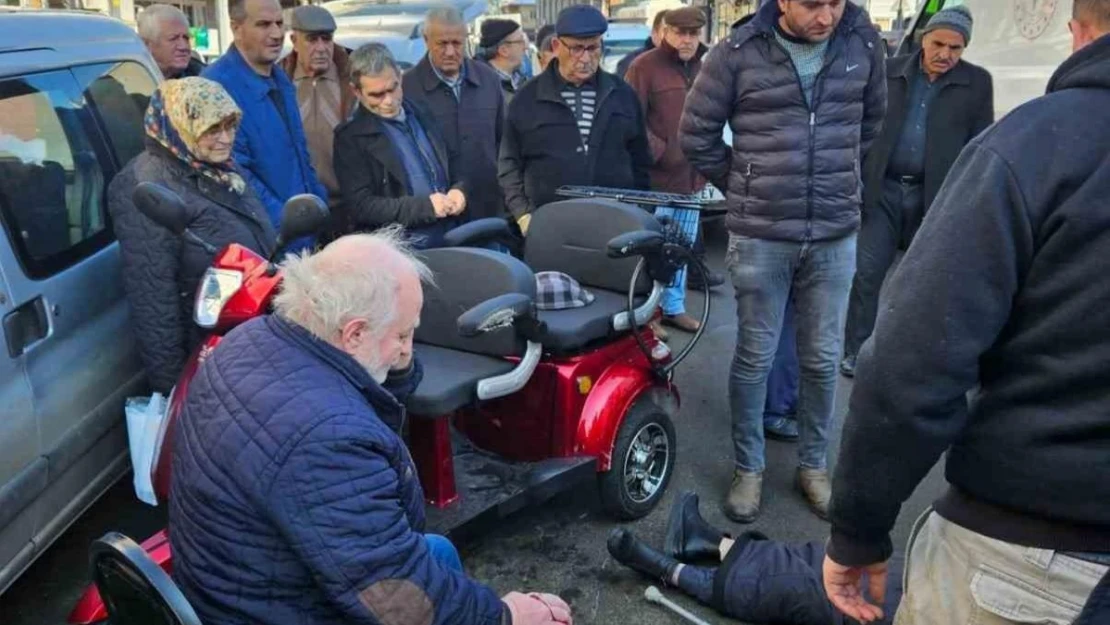 Elektrikli motosikletten düştüler: 2 yaralı