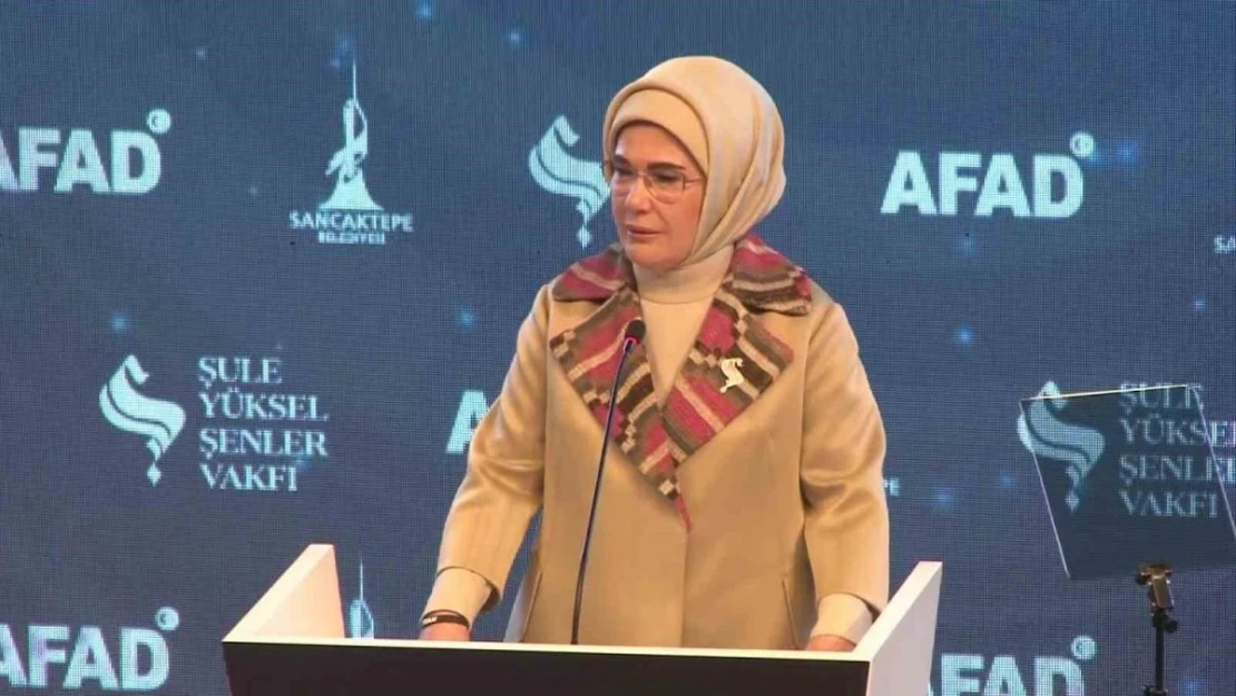 Emine Erdoğan: 'İki aydır dünyanın gözü önünde vicdanlarımızı paramparça eden bir kıyım yaşanıyor'