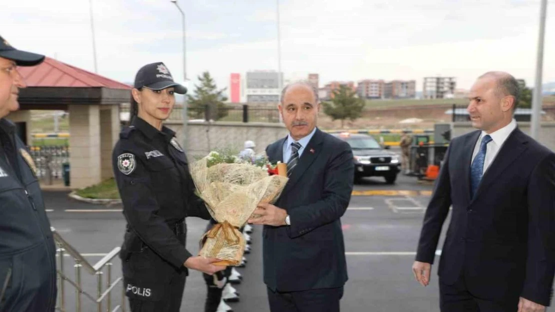 Emniyet Genel Müdürü Aktaş'tan Kars İl Emniyet Müdürlüğüne ziyaret