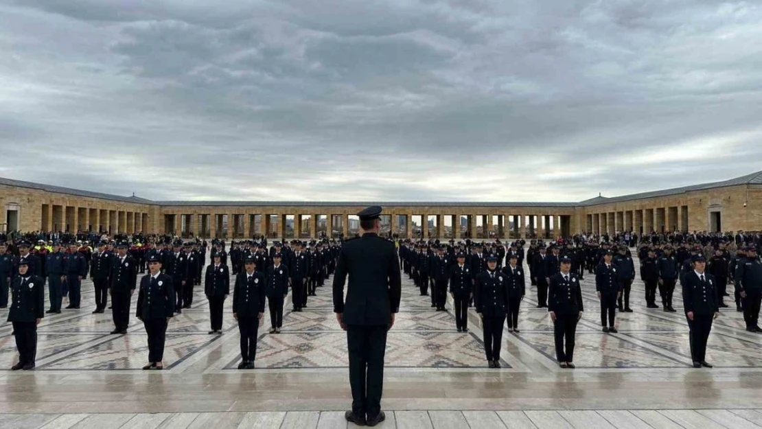 Emniyet Teşkilatından Anıtkabir'e ziyaret