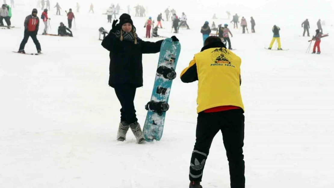 Erciyes tıklım tıklım doldu