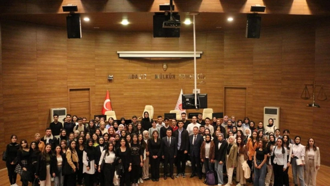 ERÜ Hukuk Fakültesi öğrencilerine konferans