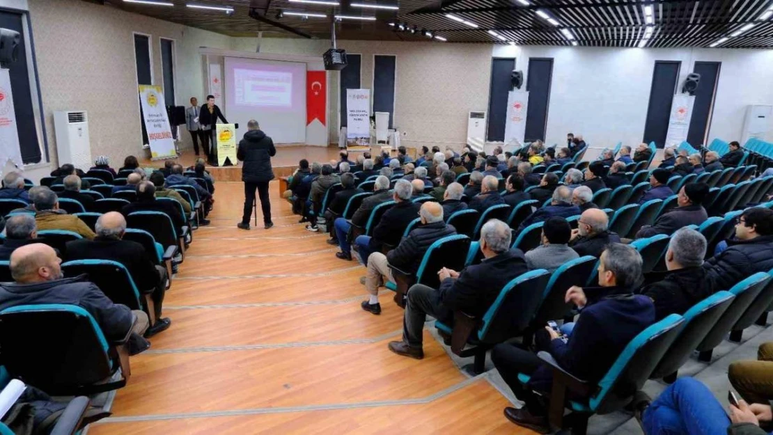 Erzincan'da 'Sağlıklı Arı, Yüksek Verim Paneli' düzenlendi