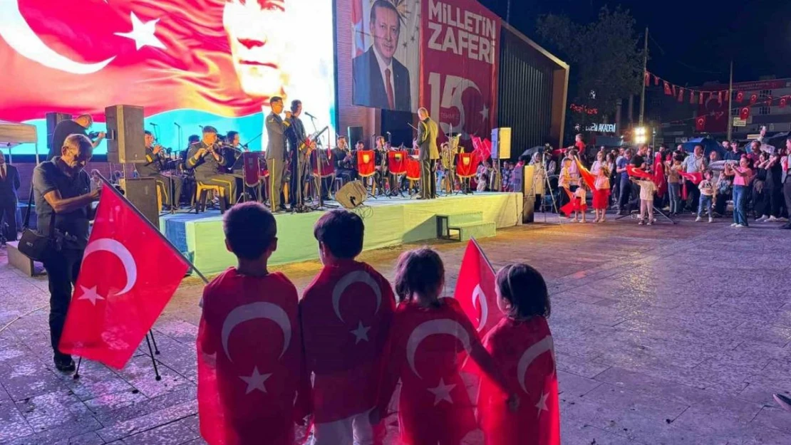 Erzincan'da 15 Temmuz Demokrasi ve Milli Birlik Günü dolayısıyla etkinlikler yapıldı