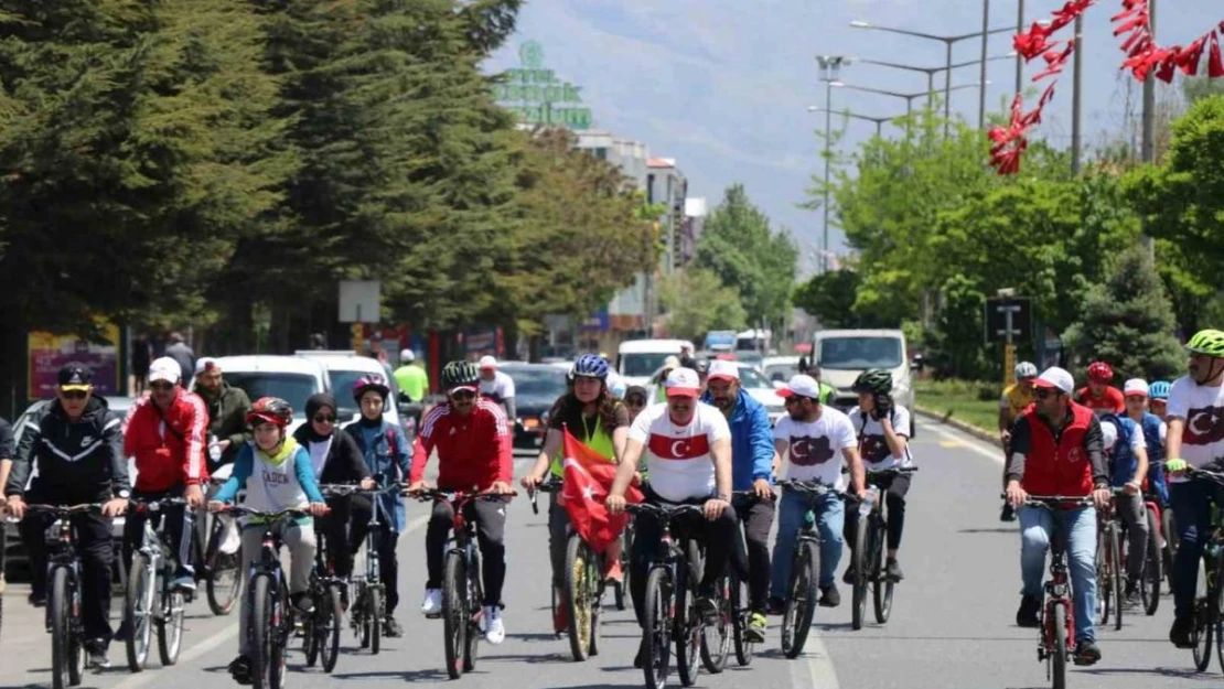 Erzincan'da bisiklet turu