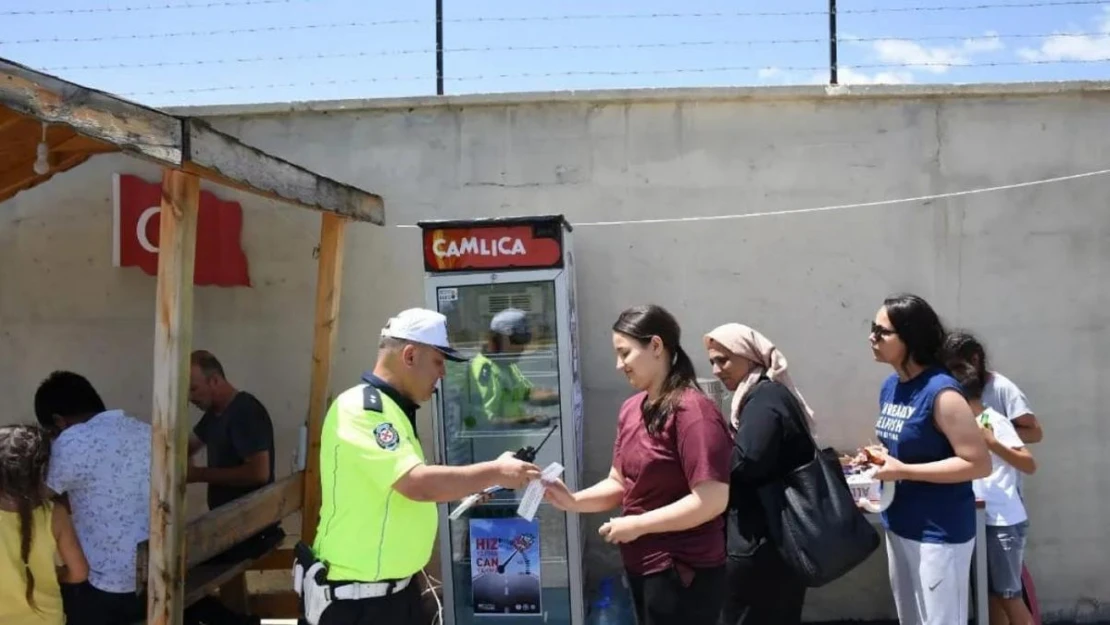 Erzincan'da Kurban Bayramı trafiğinde yoğun denetim ve kontroller devam ediyor