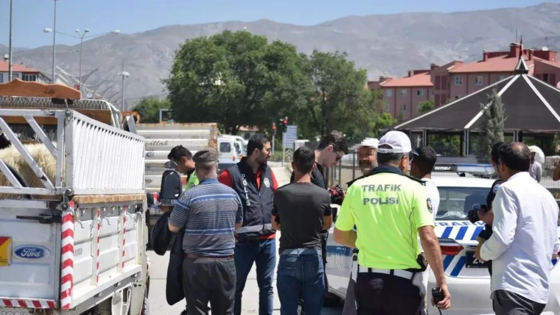 Erzincan'da toplamda 40 yıl hapis cezası bulunan toplamda 4 kişi yakalandı