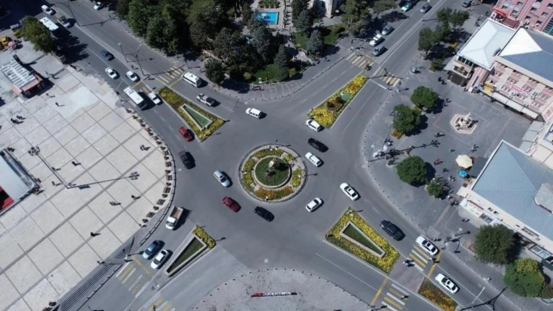 Erzincan'da trafiğe kayıtlı araç sayısı temmuz ayı sonu itibarıyla 67 bin 865 oldu