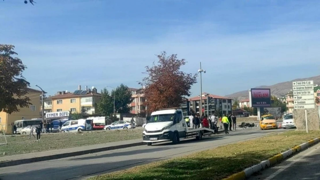 Erzincan'da trafik kazası: 1 ölü, 1 yaralı