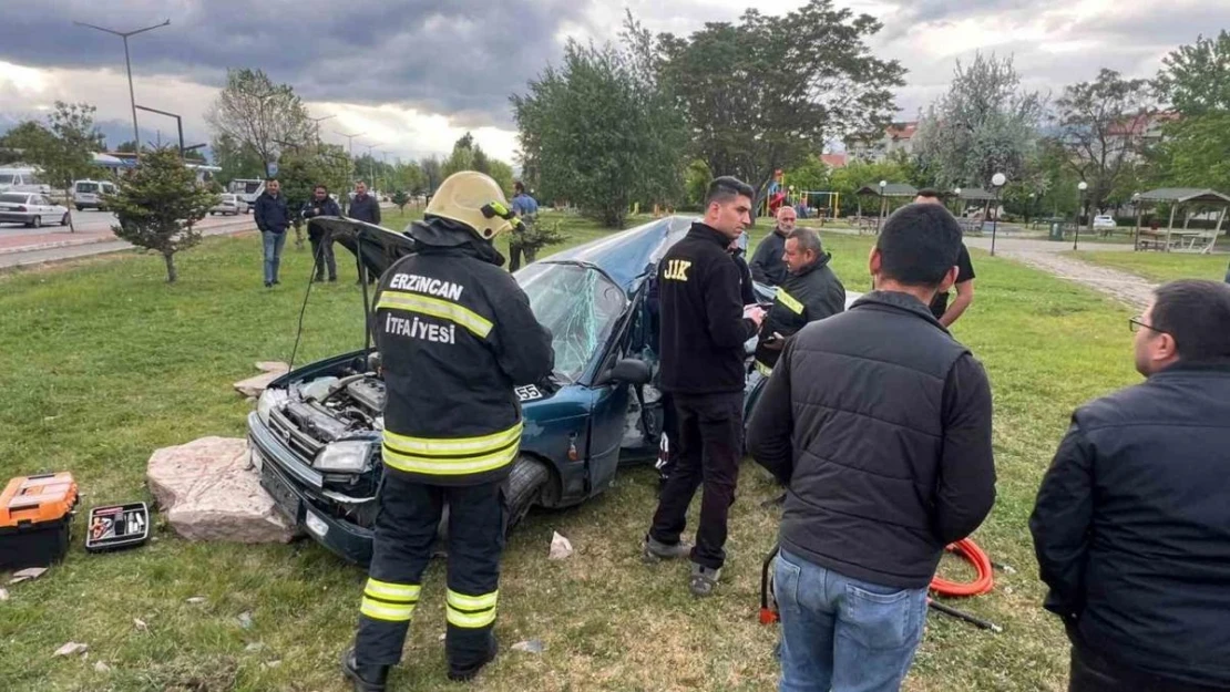 Erzincan'da trafik kazası: 1 yaralı