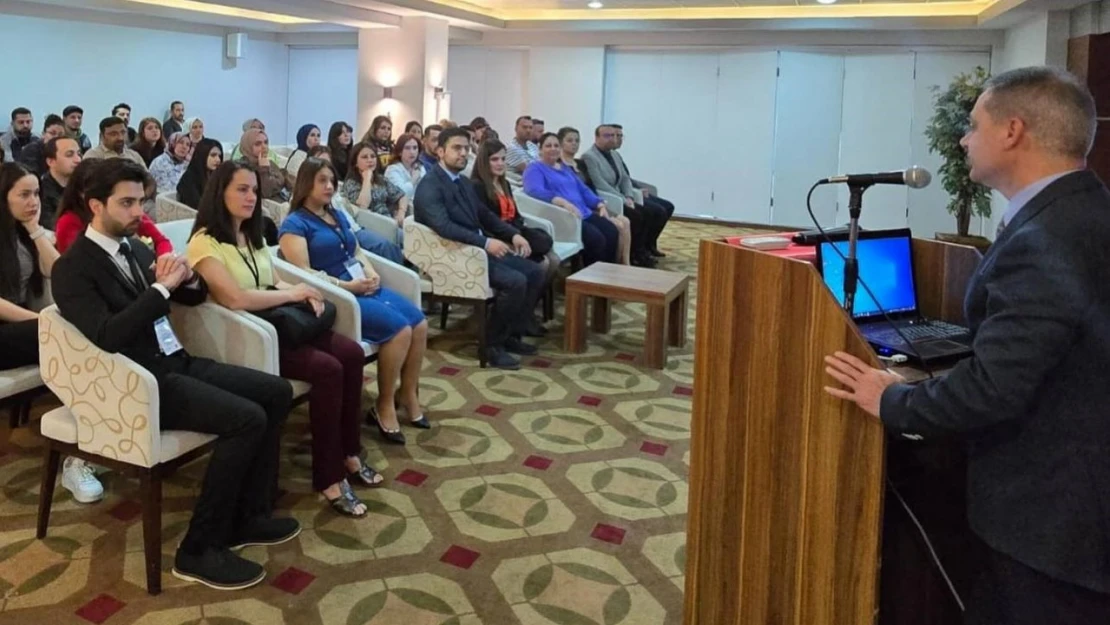 Erzincan'da Yenidoğan Canlandırma Programı eğitimi başladı