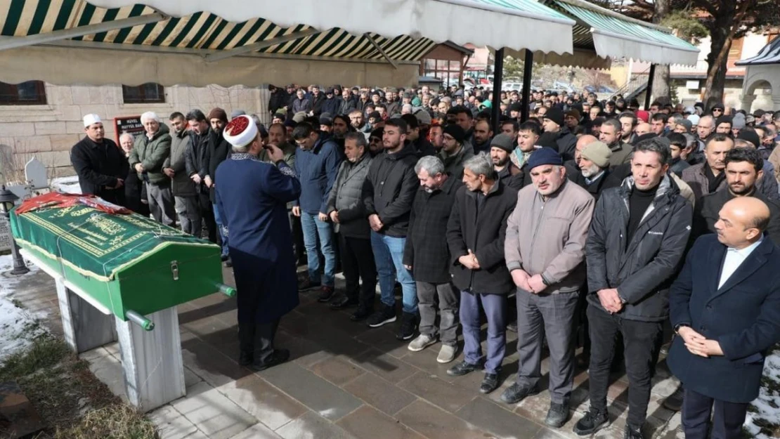 Erzincan İl Tarım ve Orman Müdürü Şahin'in annesi son yolculuğuna uğurlandı