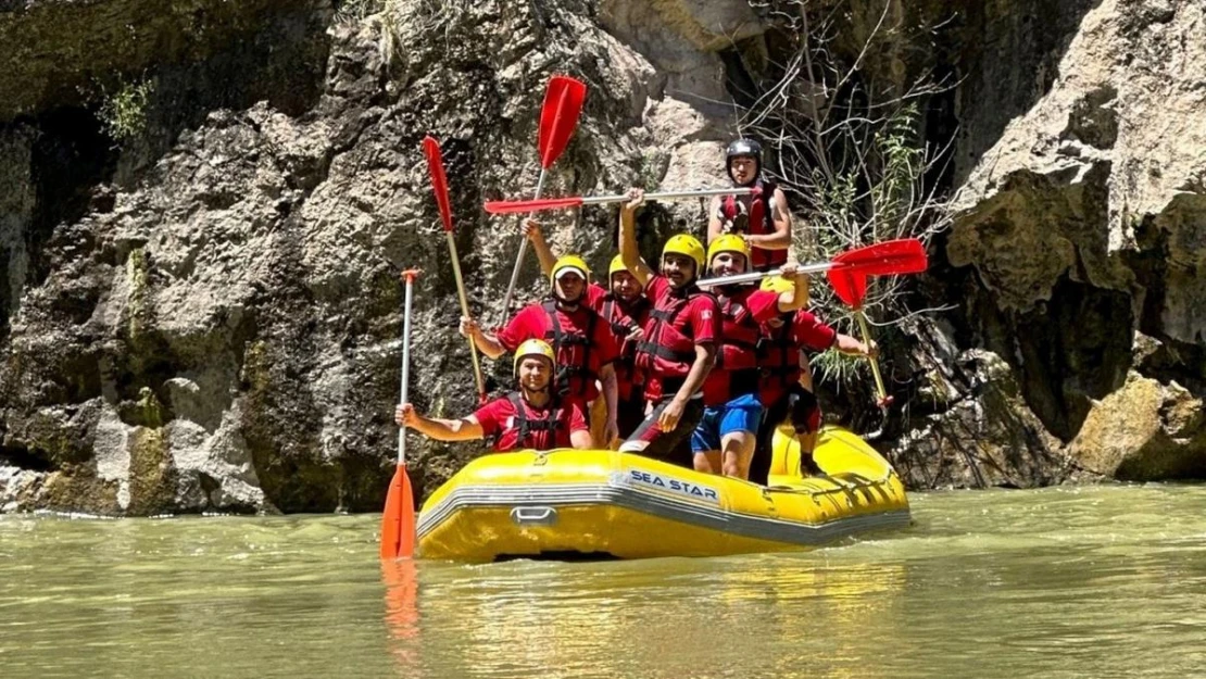 Erzincan MEB AKUB rafting etkinliği ile gelişimine devam ediyor