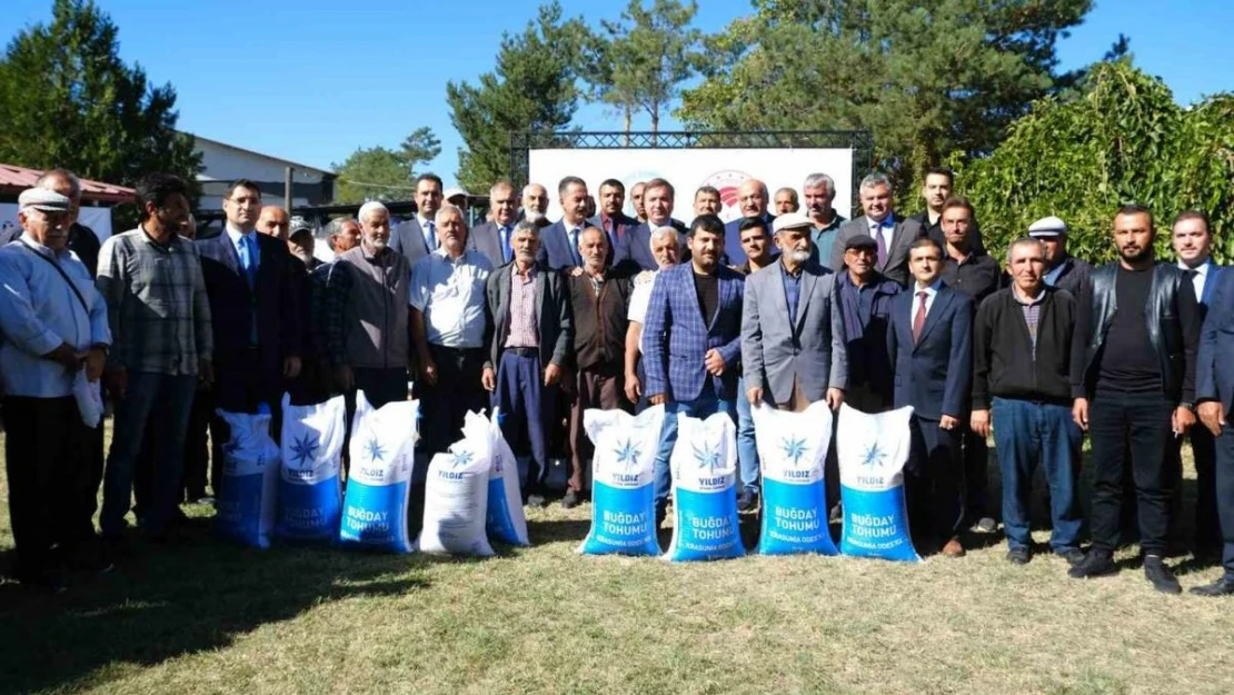 Erzincanlı çiftçilere buğday tohumu dağıtıldı