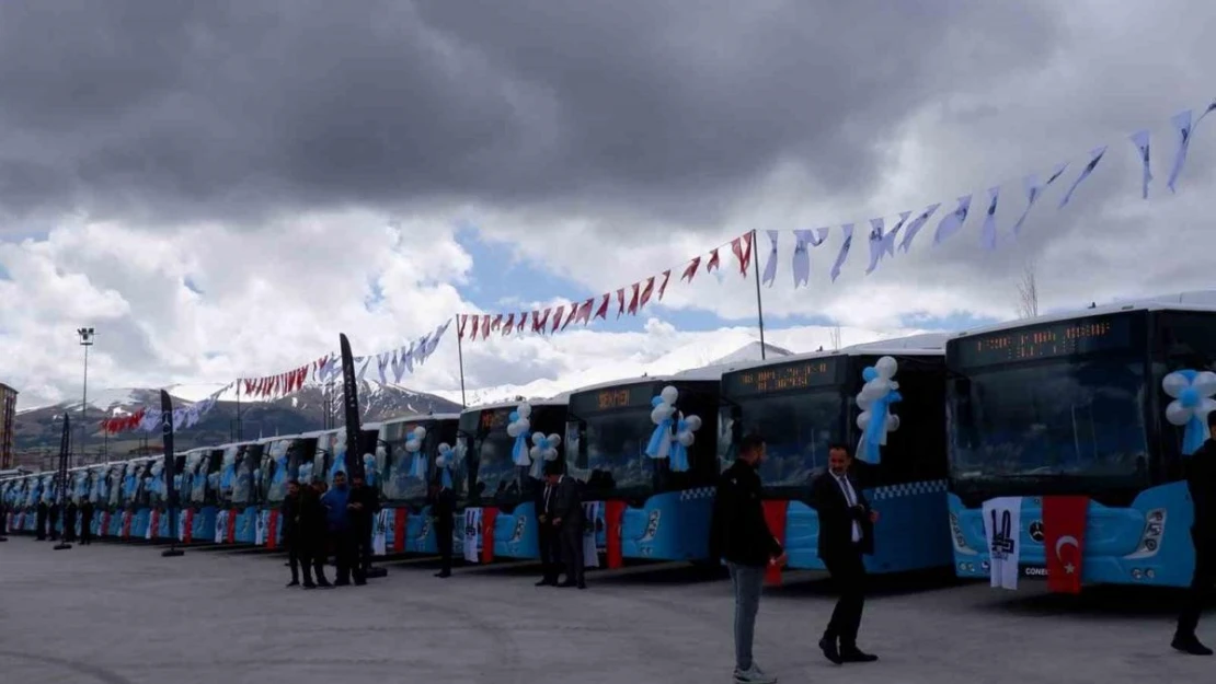 Erzurum Büyükşehir Belediyesi filosuna 120 yeni araç kattı