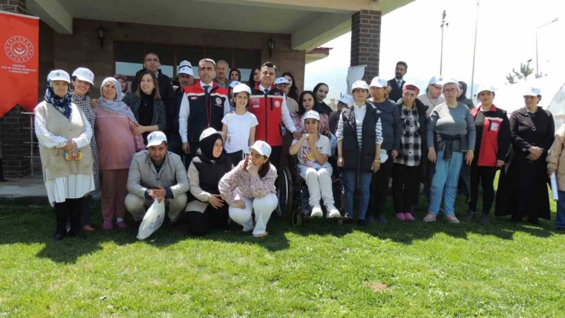 Erzurum'da 'özel' fidan dikme etkinliği