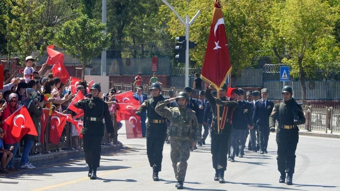 Erzurum'da 30 Ağustos provasına trafik düzenlemesi