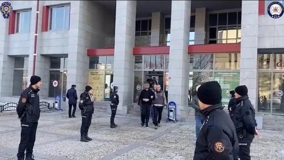 Erzurum'da aranan şahıslara yönelik eş zamanlı operasyon