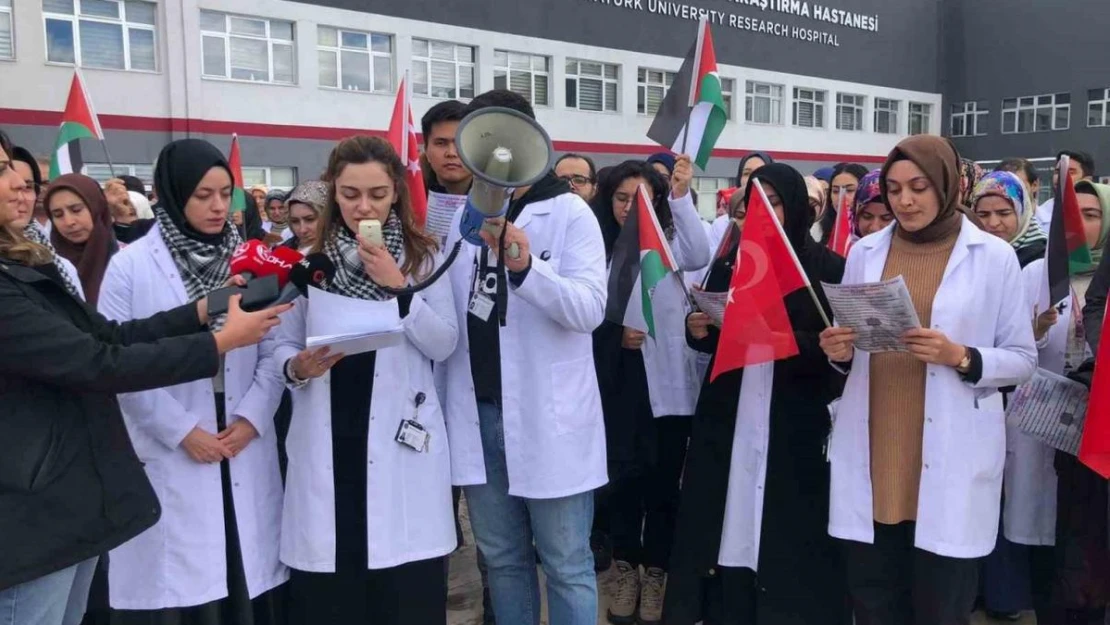 Erzurum'da doktorlar Gazzeli meslektaşlarını unutmadı