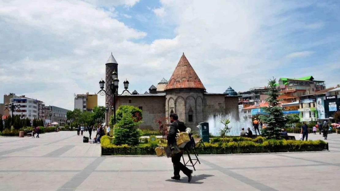 Erzurum'da termometreler 30 dereceyi geçecek