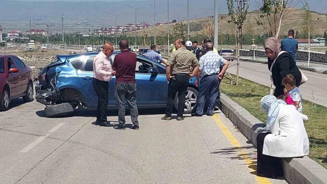 Erzurum'da trafik kazası: 2 yaralı