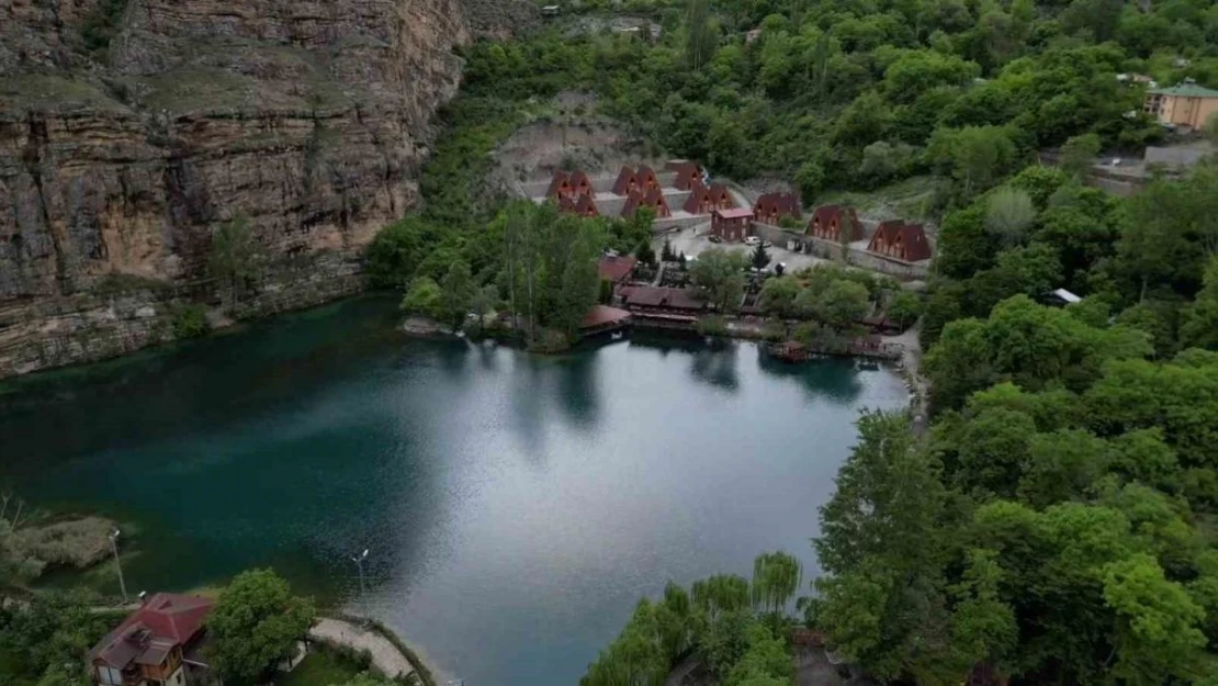 Erzurum'daki Yedi Göller turistleri büyülüyor