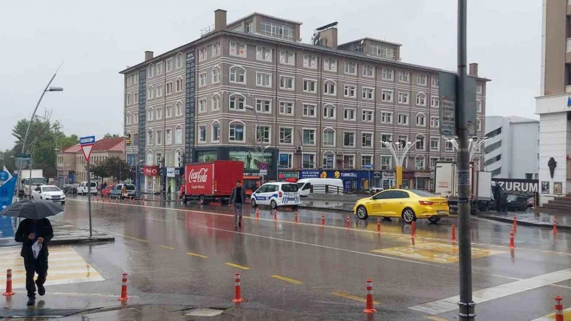 Erzurum yağmura teslim