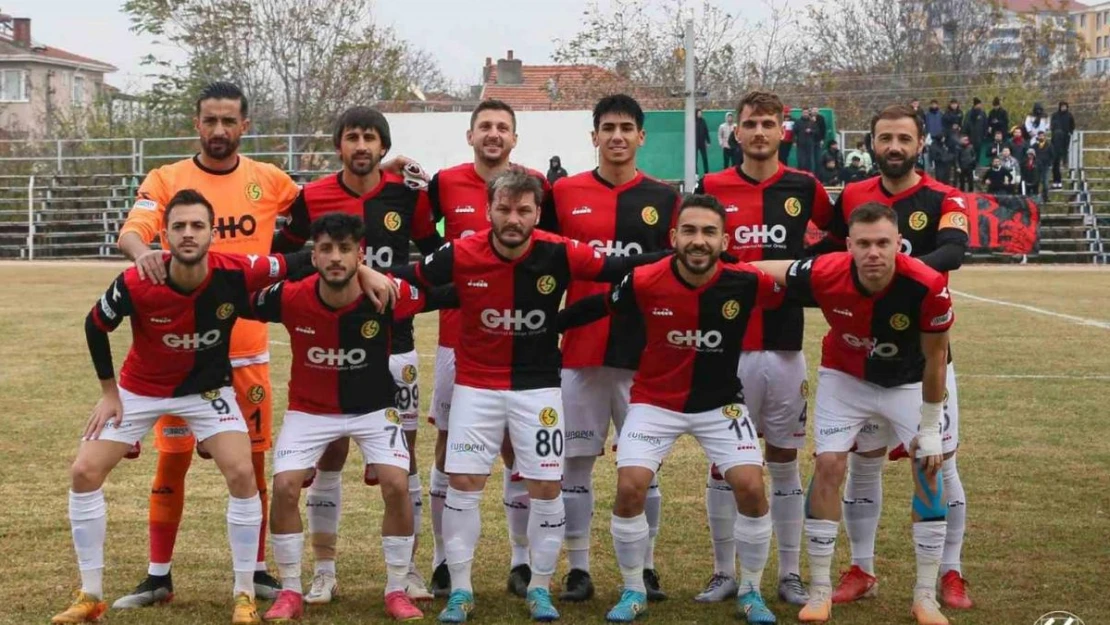 Eskişehirspor liderlik koltuğunu devraldı