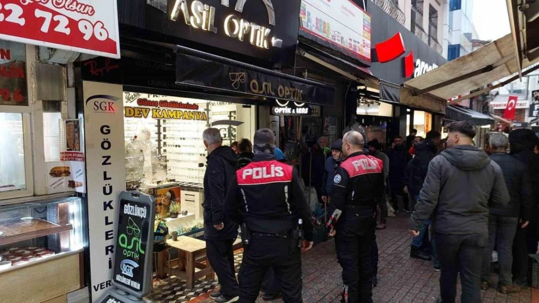 Esnaf iş yerinde ölü bulundu, bıraktığı nota 'Sakın yukarı çıkma' yazdı