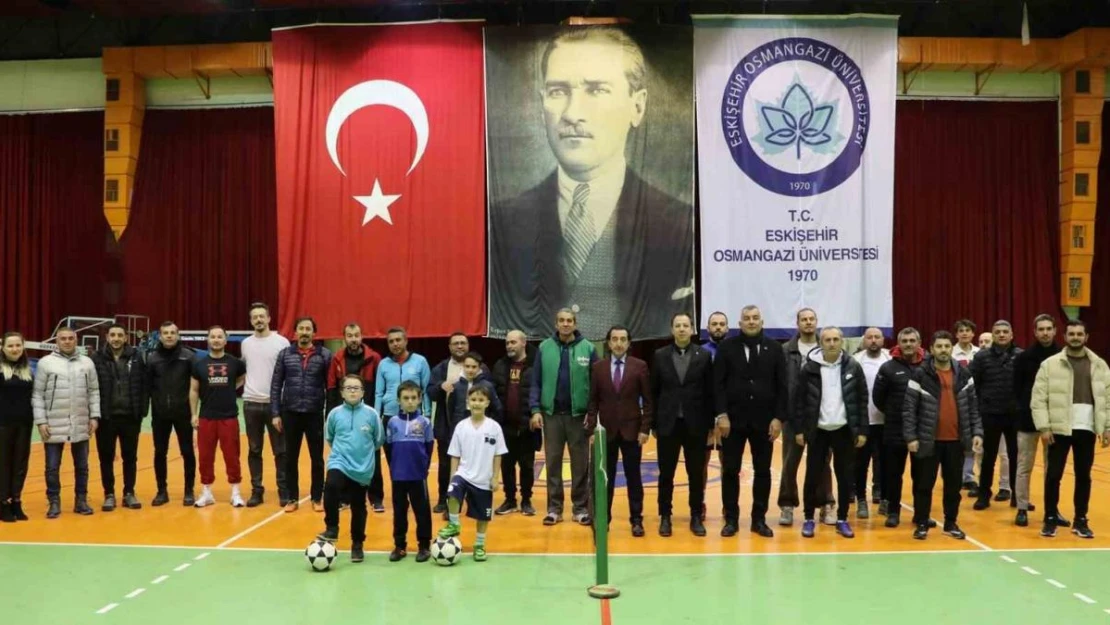 ESOGÜ 2024 kurumlar arası ayak tenisi turnuvası başladı