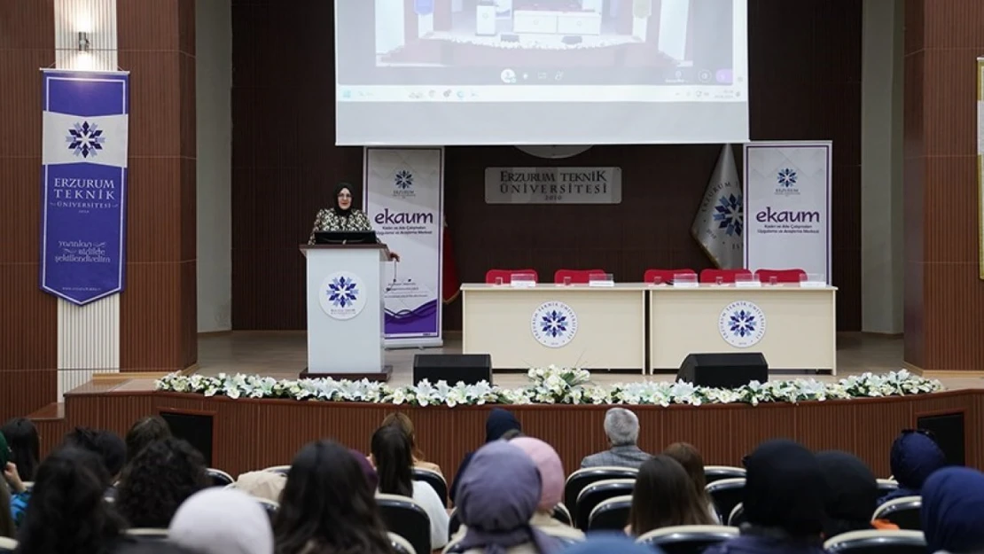 ETÜ'de 4. Ulusal Kadın temalı öğrenci kongresi gerçekleştirildi