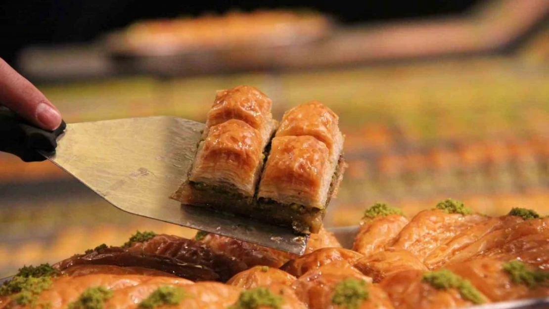 Ev baklavası alışverişi başladı