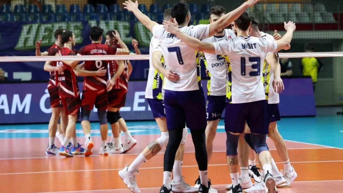 Fenerbahçe, Kupa Voley'de yarı finale yükseldi