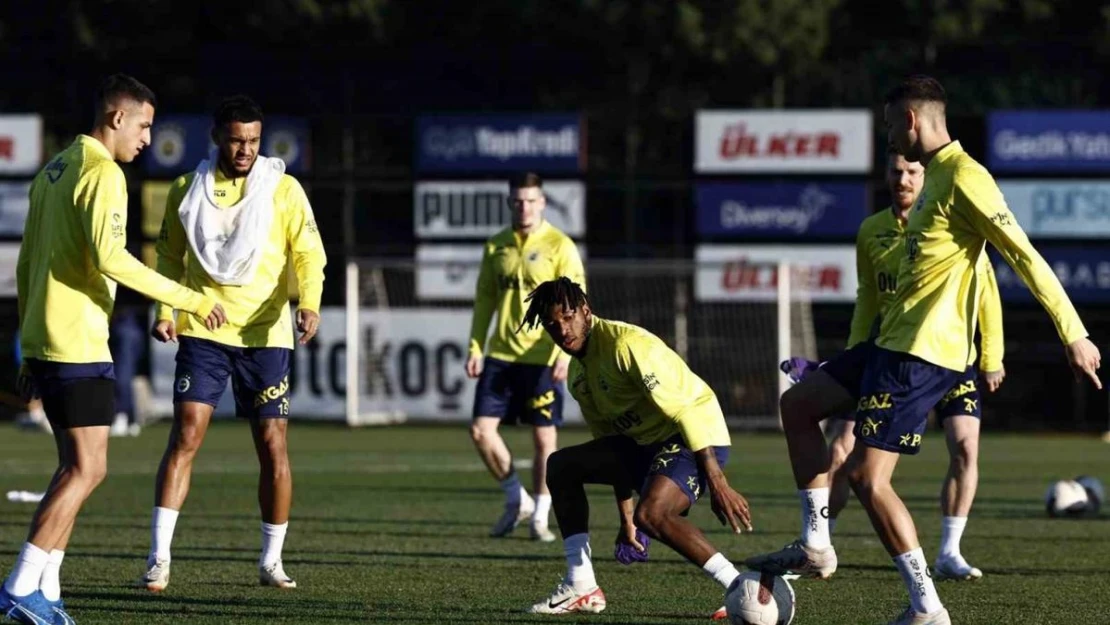 Fenerbahçe, Süper Kupa maçı hazırlıklarını sürdürdü