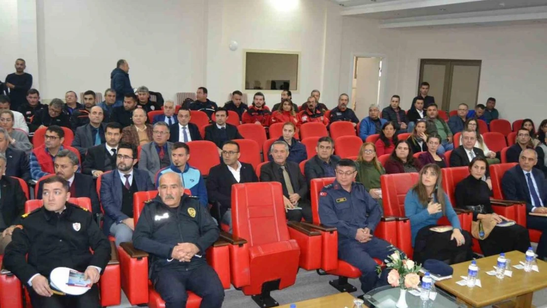 Fethiye'de 'Afet' konulu toplantı yapıldı